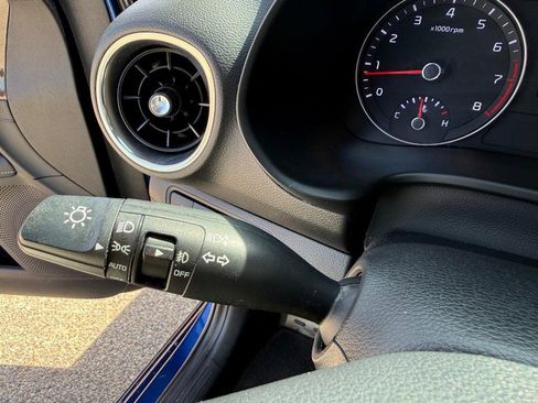 Used 2020 Kia Forte GT-Line w/ GT-Line Premium Package image 19