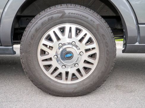 Used 2023 Ford Transit 250 148 High Roof Extended AWD image 50