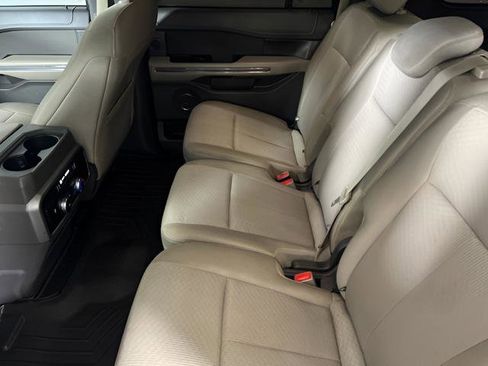 Used 2018 Ford Expedition Max XLT image 31
