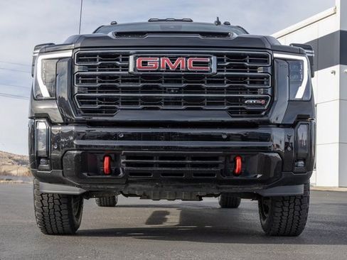 Used 2024 GMC Sierra 2500 AT4 w/ Technology Package image 29