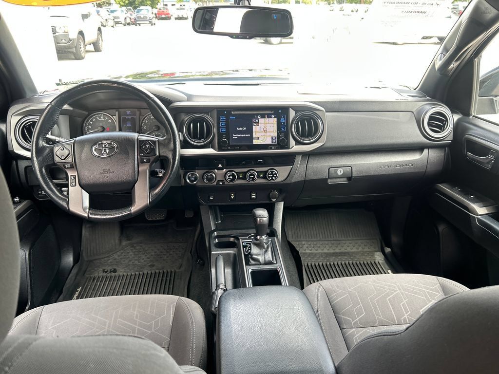 Used 2017 Toyota Tacoma TRD Off-Road w/ Tow Package (A/T) AWD/4WD image 13
