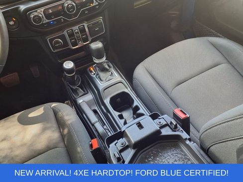 Used 2023 Jeep Wrangler Unlimited AWD/4WD image 10