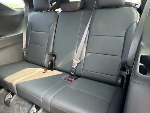 Used 2024 Chevrolet Traverse Z71 w/ LPO, Floor Liner Package AWD/4WD image 12
