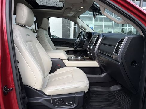 Used 2020 Ford Expedition Platinum AWD/4WD image 25