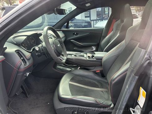 Used 2023 Aston Martin DBX AWD image 10