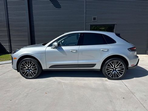 New 2026 Porsche Macan AWD/4WD image 2