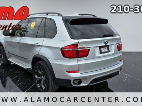 Used 2012 BMW X5 xDrive35i image 3