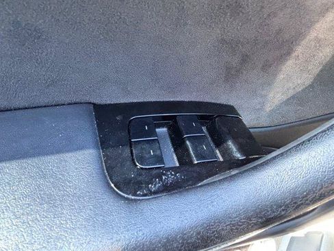 Used 2018 Tesla Model 3 Long Range RWD image 7
