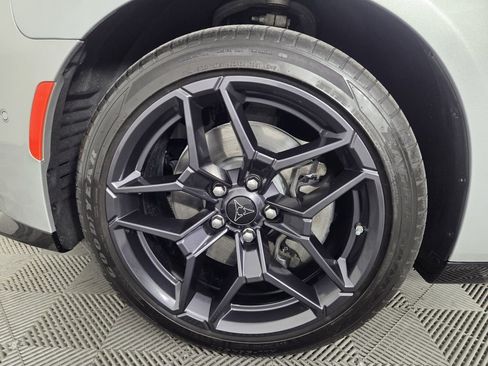 Used 2024 Dodge Charger Daytona R/T w/ Plus Group AWD/4WD image 8