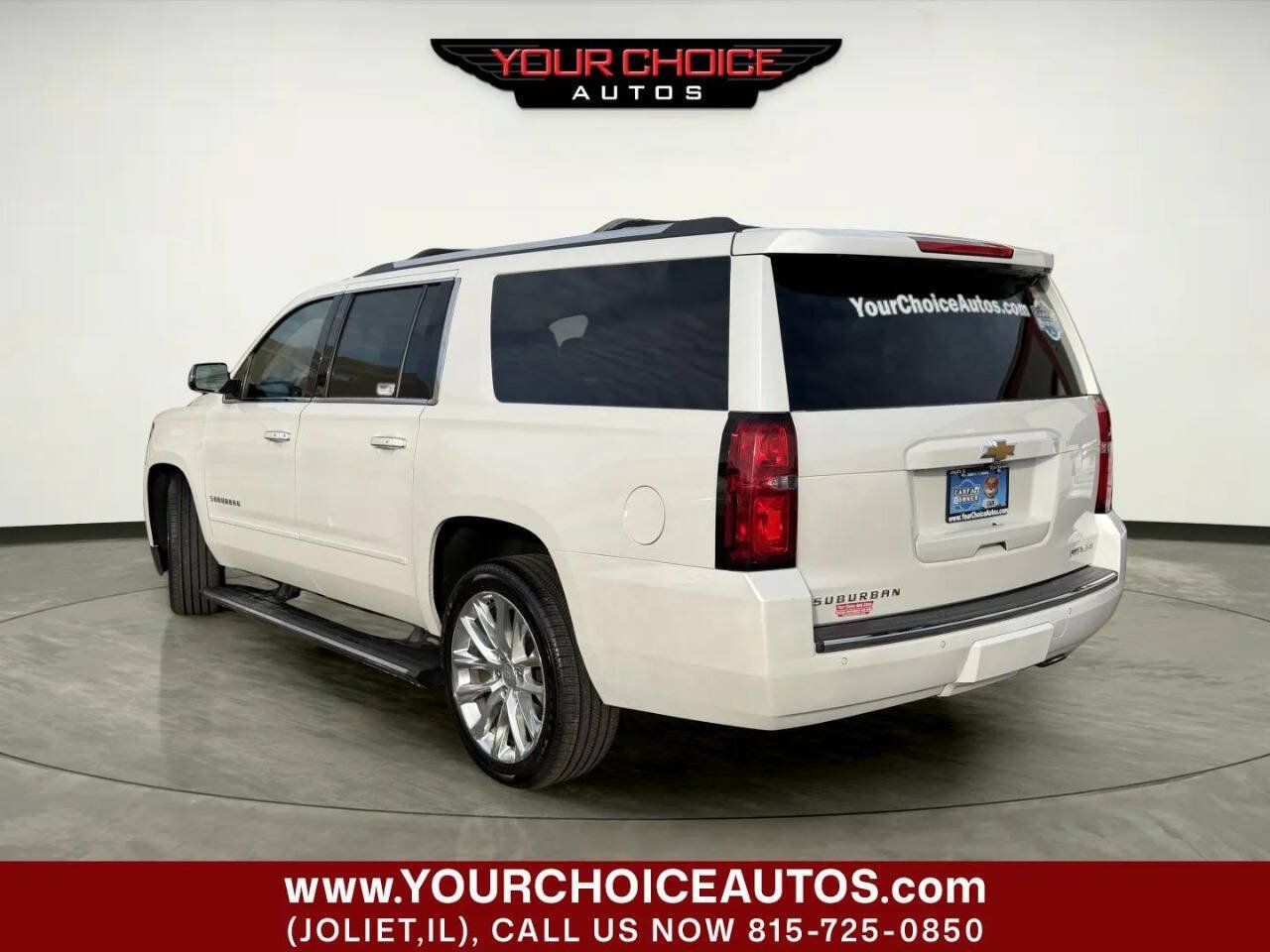 Used 2019 Chevrolet Suburban Premier w/ Premier Plus Edition AWD/4WD image 3
