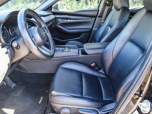 Used 2021 MAZDA MAZDA3 s image 16