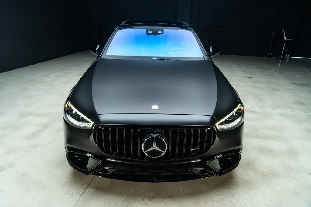 Used 2024 Mercedes-Benz S 63 AMG S image 8