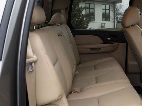 Used 2013 GMC Sierra 3500 Denali image 31