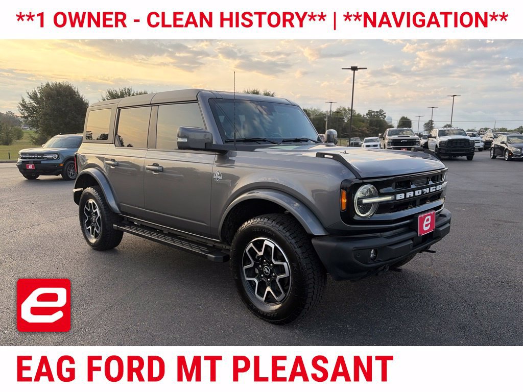 Used 2024 Ford Bronco Outer Banks AWD/4WD image 1