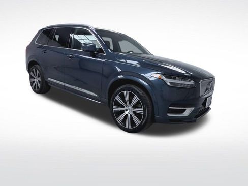 Used 2024 Volvo XC90 T8 Plus w/ Protection Package AWD/4WD image 18