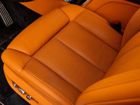 Used 2022 Rolls-Royce Phantom Extended Wheelbase image 27