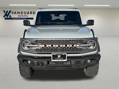 Used 2023 Ford Bronco Badlands image 17