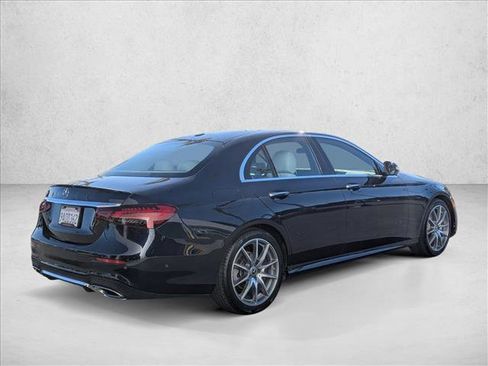 Certified 2022 Mercedes-Benz E 350 Sedan image 5