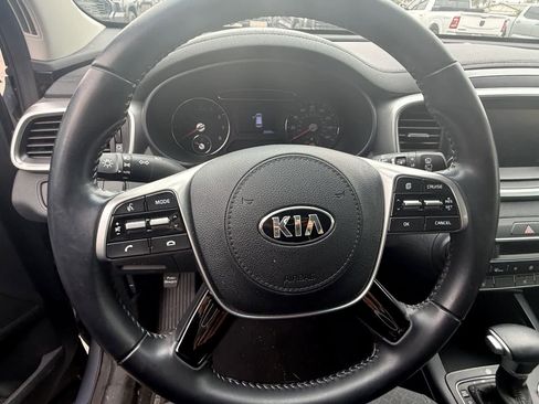 Used 2020 Kia Sorento LX w/ LX I4 Convenience Package image 16