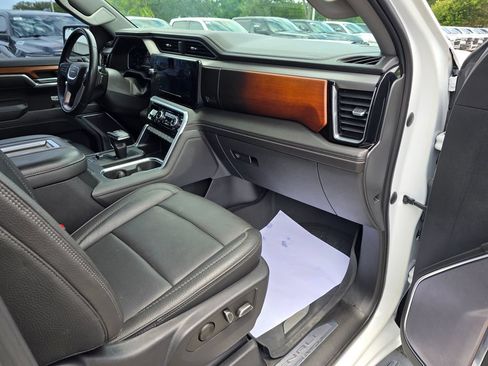 Used 2022 GMC Sierra 1500 Denali AWD/4WD image 38