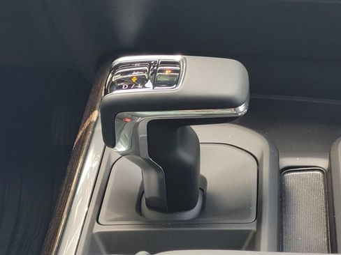 New 2026 GMC Sierra 1500 Elevation w/ Elevation Premium Package AWD/4WD image 16