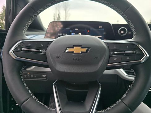 New 2026 Chevrolet Equinox EV LT w/ Convenience Package II image 27