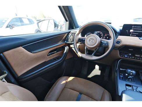 Certified 2025 MAZDA CX-70 3.3 Turbo S w/ Premium Plus image 6