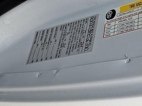 New 2025 Chevrolet Express 3500 w/ Driver Convenience Package image 11