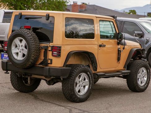 Used 2013 Jeep Wrangler Sahara w/ Connectivity Group AWD/4WD image 5