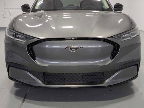 Used 2021 Ford Mustang Mach-E Premium image 2