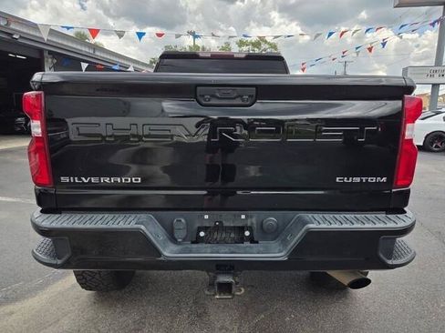 Used 2020 Chevrolet Silverado 2500 Custom w/ Custom Value Package AWD/4WD image 14
