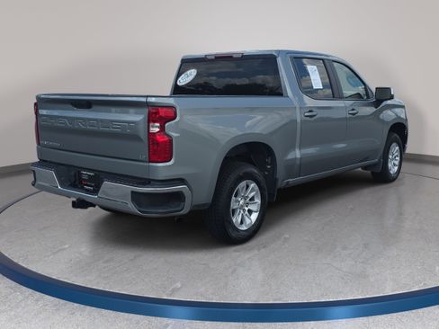 Used 2025 Chevrolet Silverado 1500 LT RWD image 5