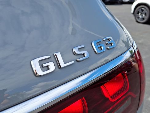 Certified 2026 Mercedes-Benz GLS 63 AMG 4MATIC image 38