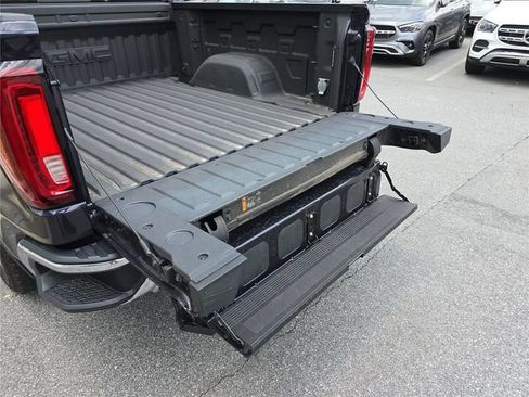 Used 2024 GMC Sierra 1500 SLT w/ SLT Premium Plus Package AWD/4WD image 7