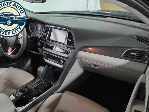 Used 2019 Hyundai Sonata Limited FWD image 37