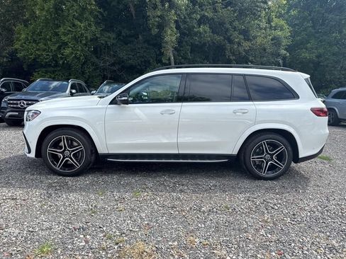 Used 2026 Mercedes-Benz GLS 450 4MATIC image 3