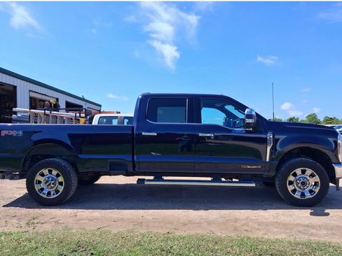 Used 2024 Ford F350 Lariat w/ Chrome Package AWD/4WD image 4