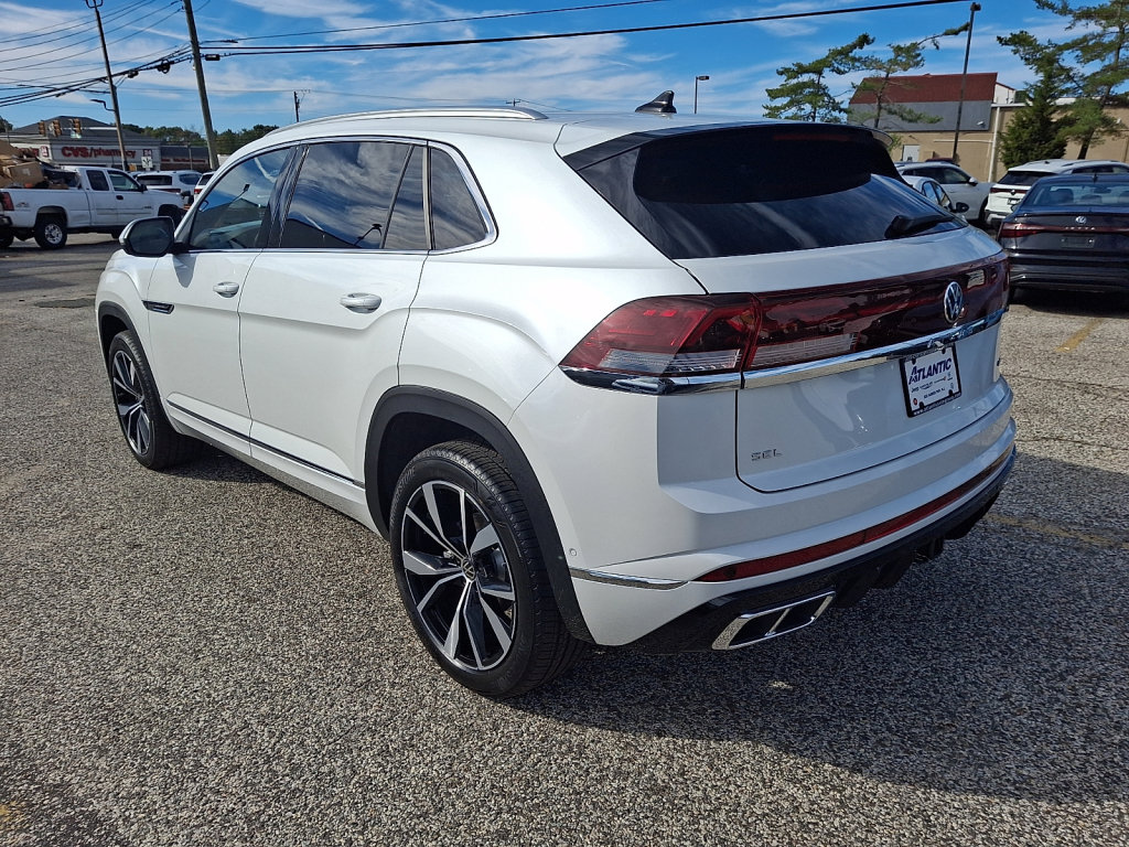 New 2026 Volkswagen Atlas Cross Sport SEL Premium R-Line AWD/4WD image 7