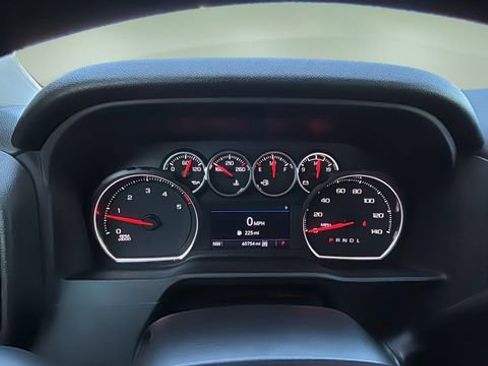 Used 2023 Chevrolet Silverado 2500 Custom w/ Custom Value Package image 15