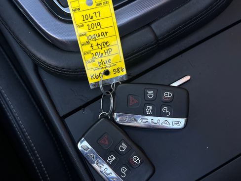 Used 2019 Jaguar F-TYPE Convertible image 56