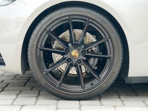 Used 2021 Porsche 911 Carrera 4 image 32