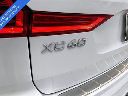 Certified 2023 Volvo XC60 B5 Plus w/ Climate Package AWD/4WD image 42