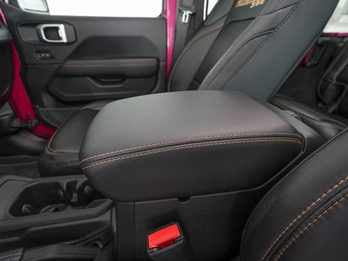 Used 2024 Jeep Wrangler Unlimited Rubicon 392 image 28