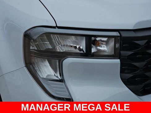 New 2026 Ford Maverick XLT w/ XLT Luxury Package FWD image 33