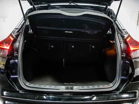 Used 2021 Nissan Kicks SR w/ SR Premium Package image 26