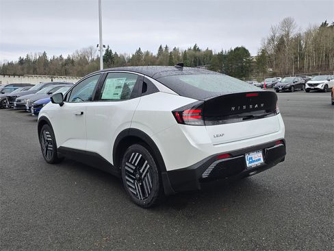 New 2026 Nissan Leaf SV+ w/ Floor Mat Package (SV+) image 3