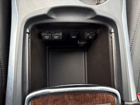 Used 2017 Acura MDX SH-AWD image 37