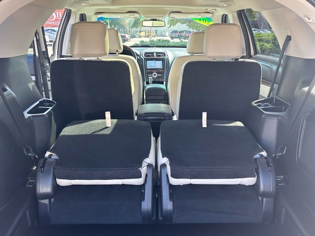 Used 2017 Ford Explorer Platinum AWD/4WD image 28