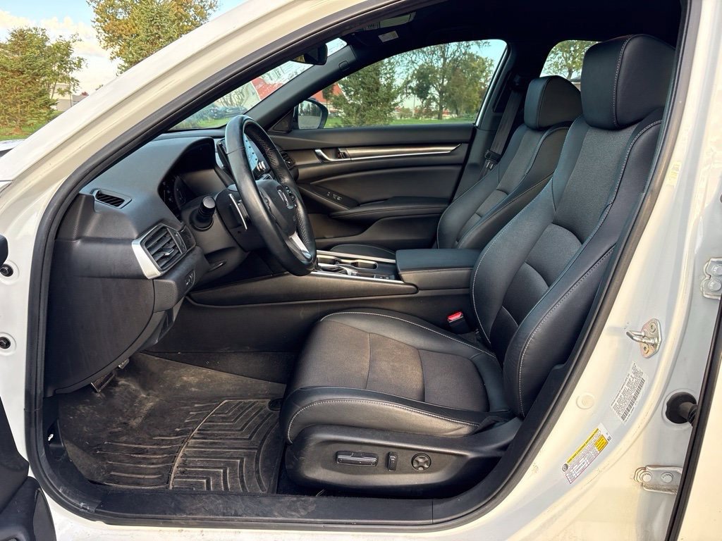 Used 2019 Honda Accord Sport image 13