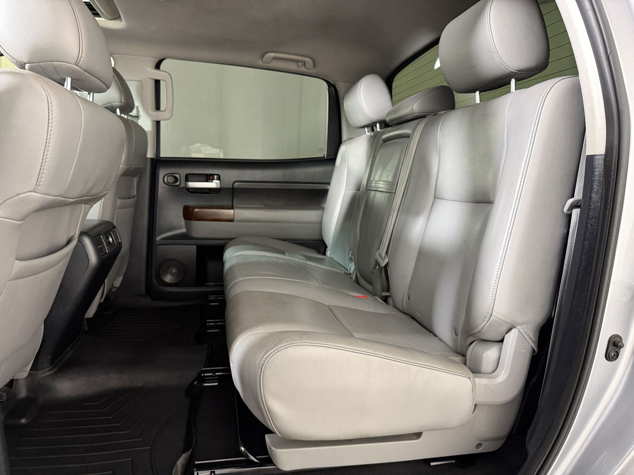 Used 2012 Toyota Tundra Limited w/ Platinum Pkg AWD/4WD image 22